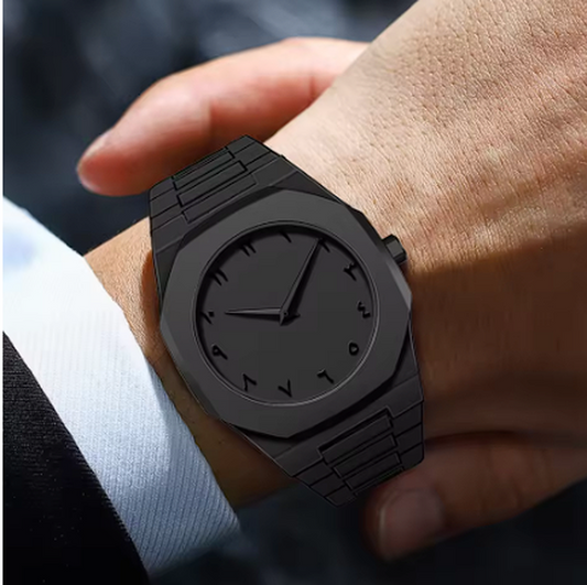 Minimalist design quartz watch